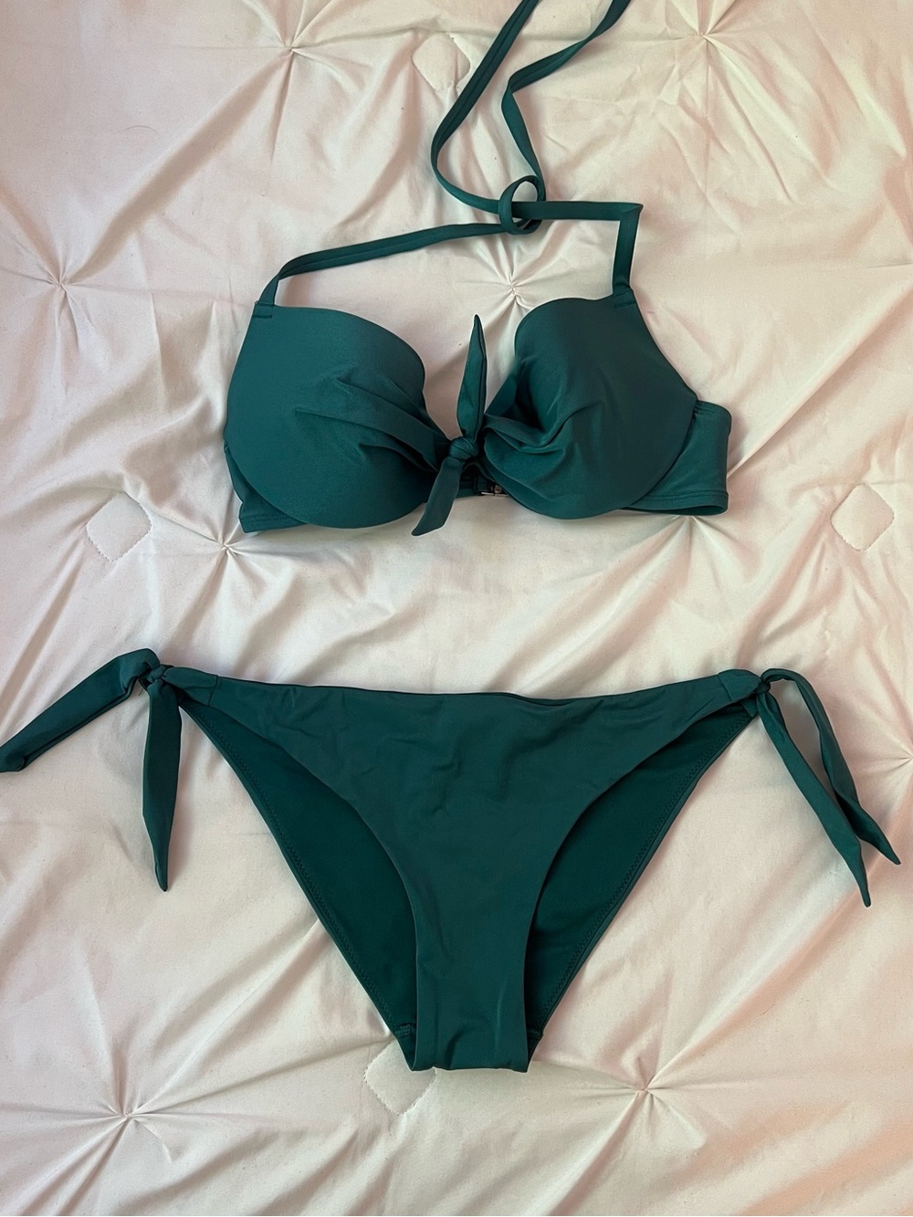 H&M deep green low rise tie bow bikini set